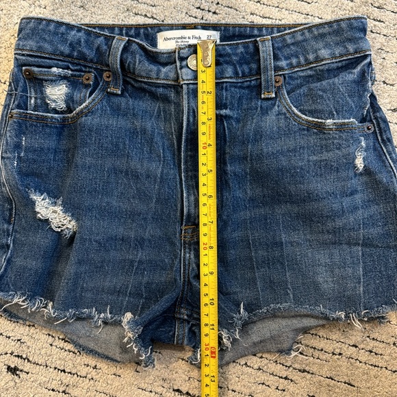 Abercrombie & Fitch Cutoff Denim Shorts Dark Wash 4 - Picture 5 of 5